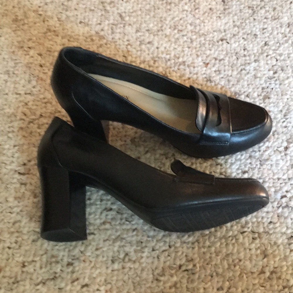 Women’s Shoes